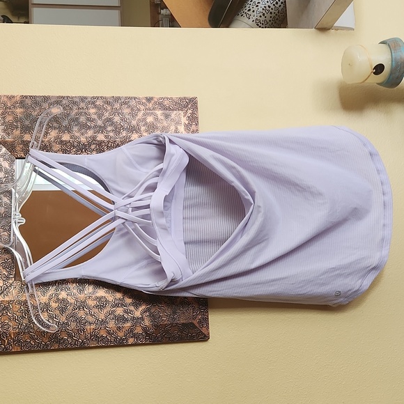 Lululemon top - Picture 3 of 5